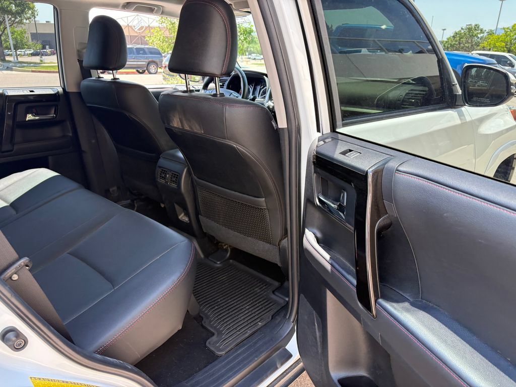 Used 2024 Toyota 4Runner TRD Off-Road Premium w/ Moonroof Package AWD/4WD image 27