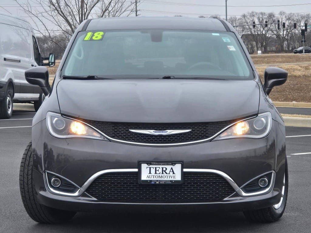 Used 2018 Chrysler Pacifica Touring Plus w/ Tire & Wheel Group image 3