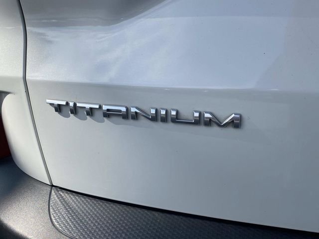 Certified 2020 Ford Escape Titanium FWD image 6