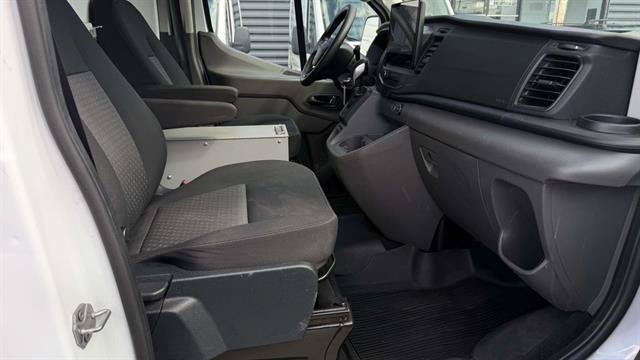 Certified 2023 Ford Transit 250 Low Roof RWD image 21