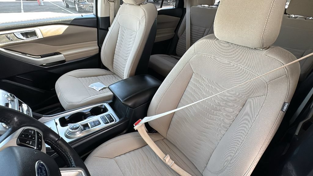 Certified 2020 Ford Explorer XLT RWD image 22
