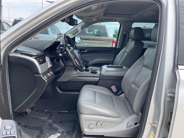Used 2020 Chevrolet Suburban LT AWD/4WD image 17