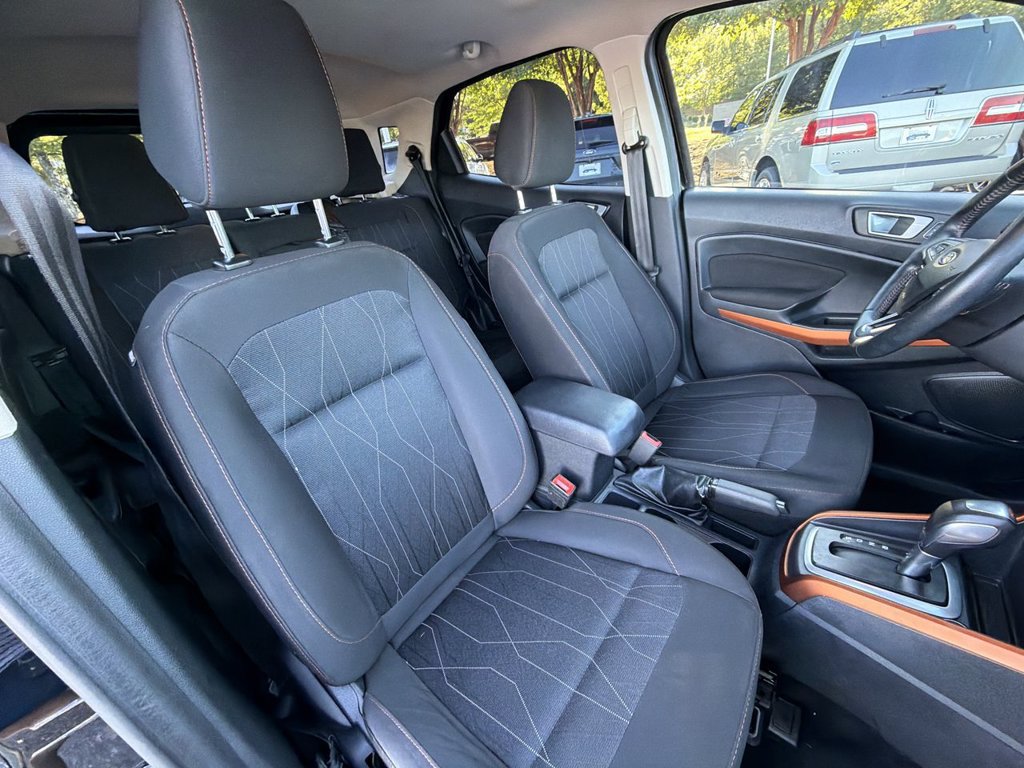Certified 2021 Ford EcoSport SE w/ SE Appearance Package FWD image 28