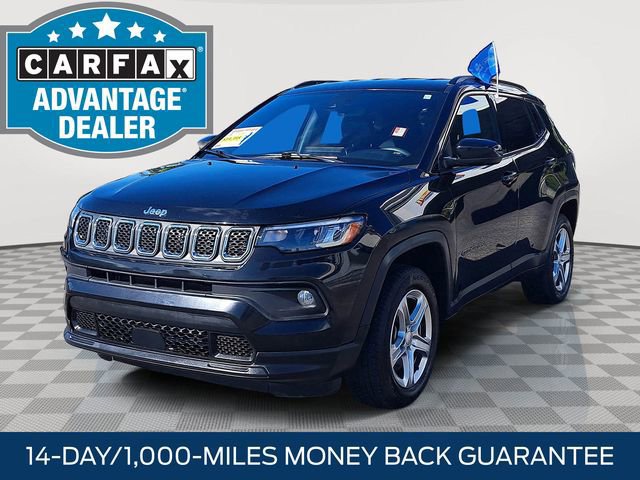 Used 2024 Jeep Compass Latitude image 4