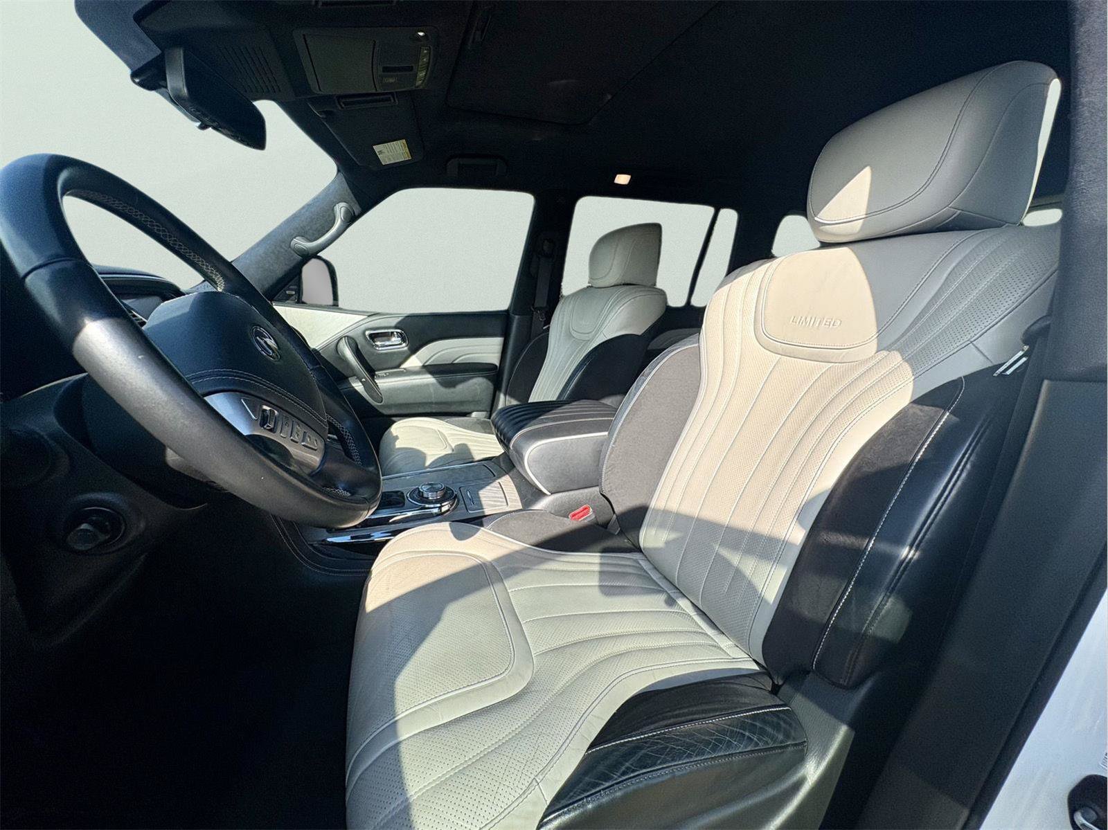 Used 2019 INFINITI QX80 Limited w/ All-Season Package AWD/4WD image 12
