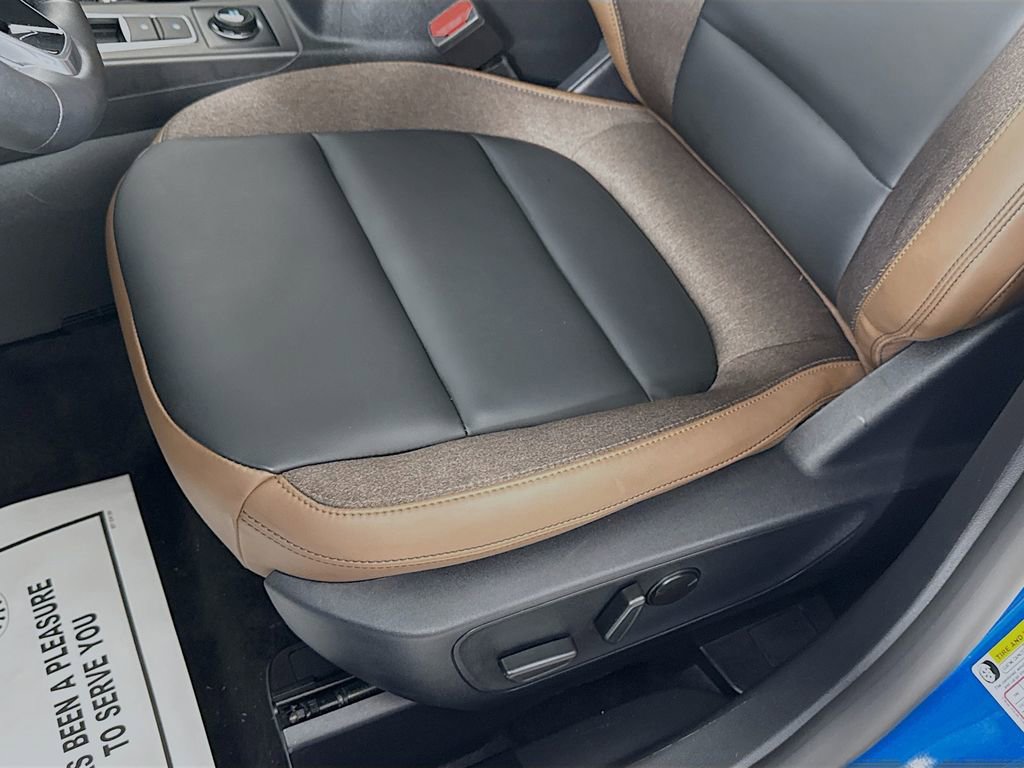 Certified 2025 Ford Bronco Sport Outer Banks w/ Outer Banks Tech Package+ AWD/4WD image 8