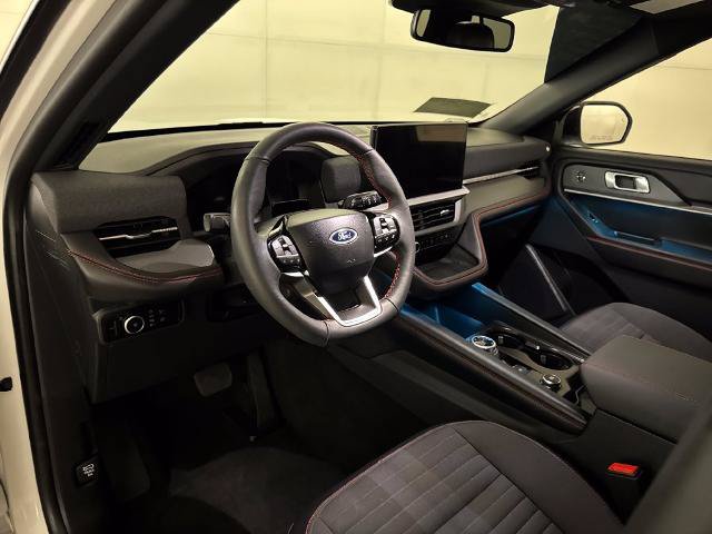 Certified 2026 Ford Explorer ST-Line w/ ST-Line Street Pack RWD image 6