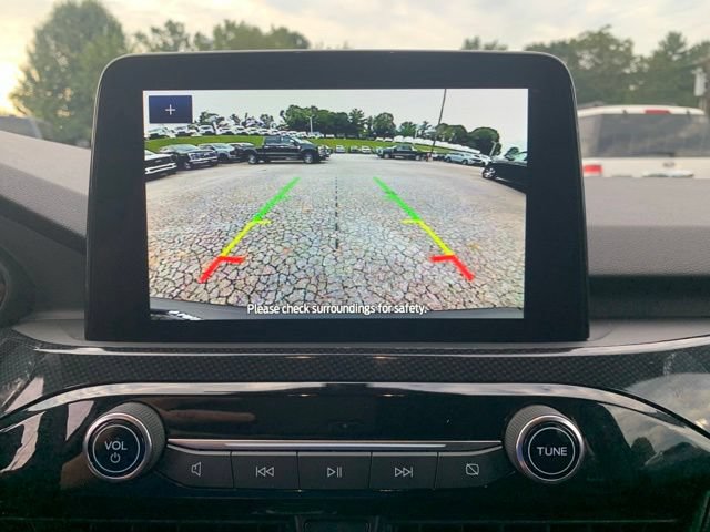 Certified 2025 Ford Escape ST-Line Select AWD/4WD image 32