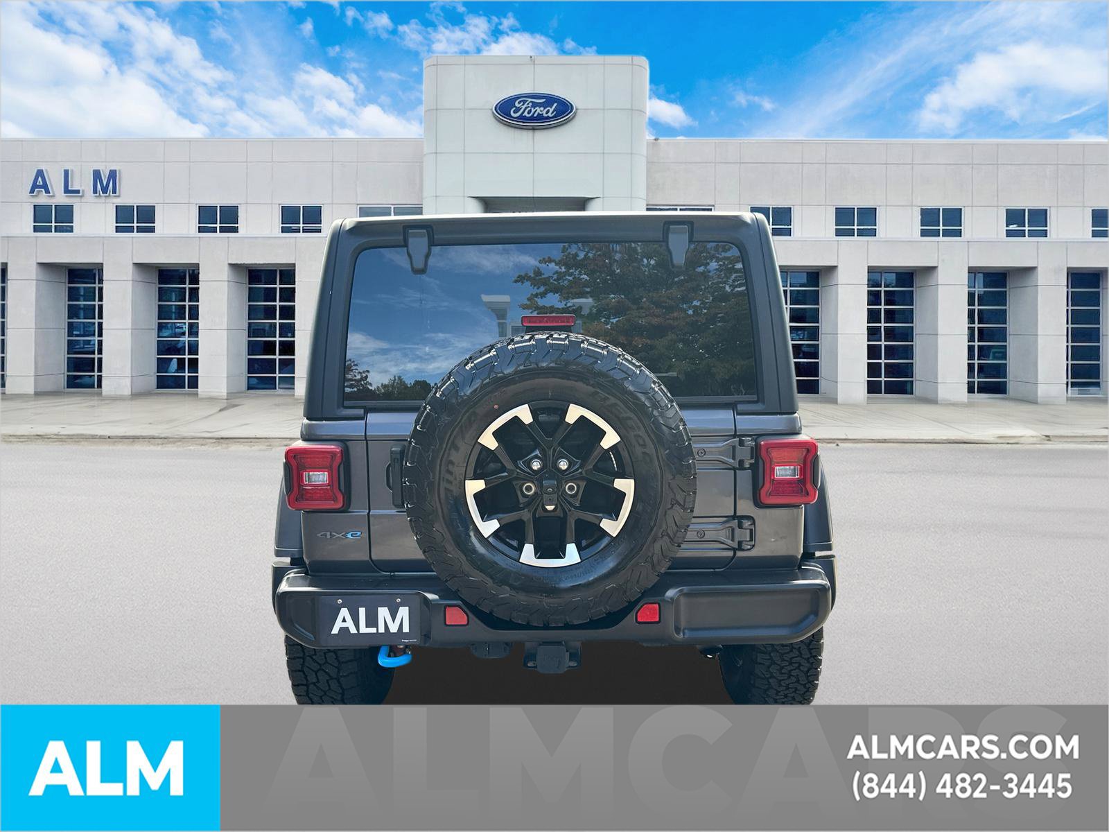 Used 2024 Jeep Wrangler Unlimited Rubicon 4xe AWD/4WD image 6