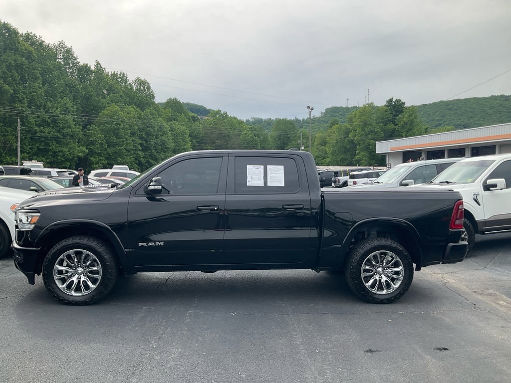 Used 2022 RAM 1500 Laramie w/ Sport Appearance Package AWD/4WD image 8