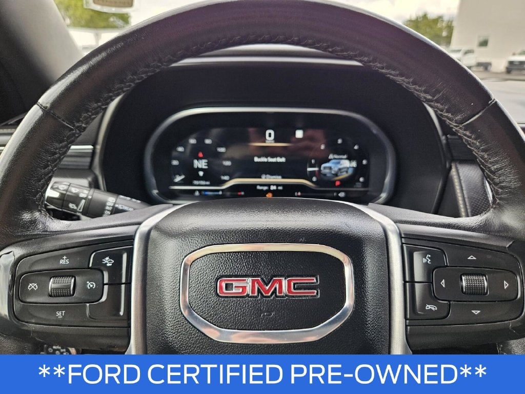 Used 2023 GMC Yukon XL SLT AWD/4WD image 33