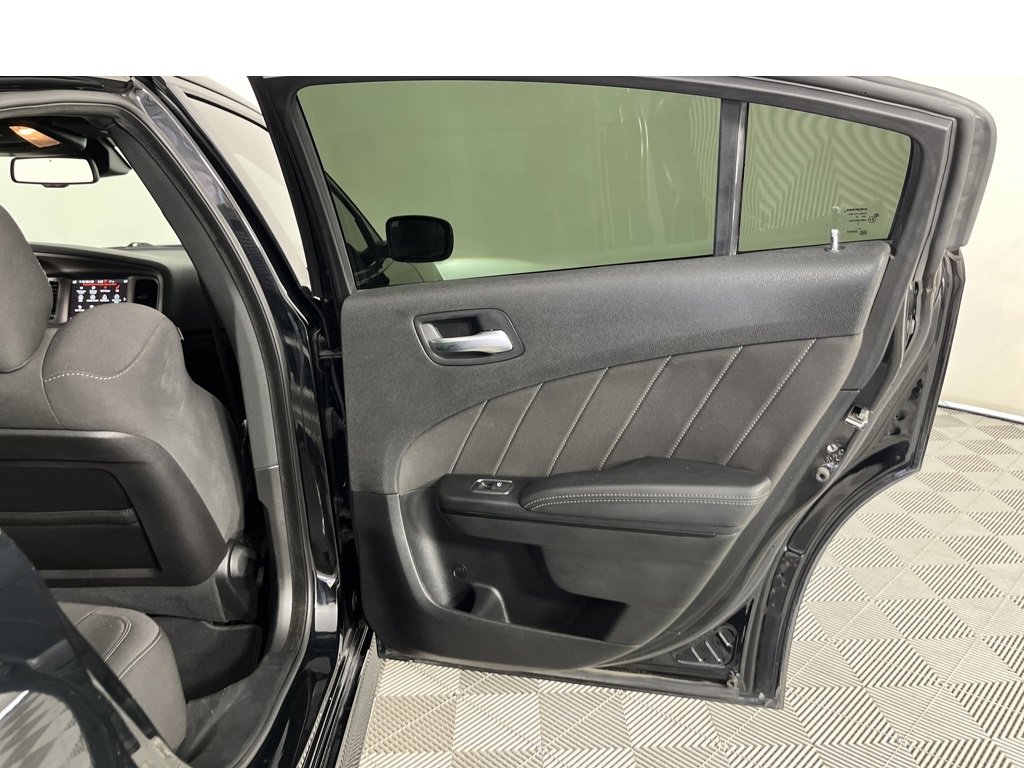 Used 2023 Dodge Charger R/T w/ Blacktop Package image 28