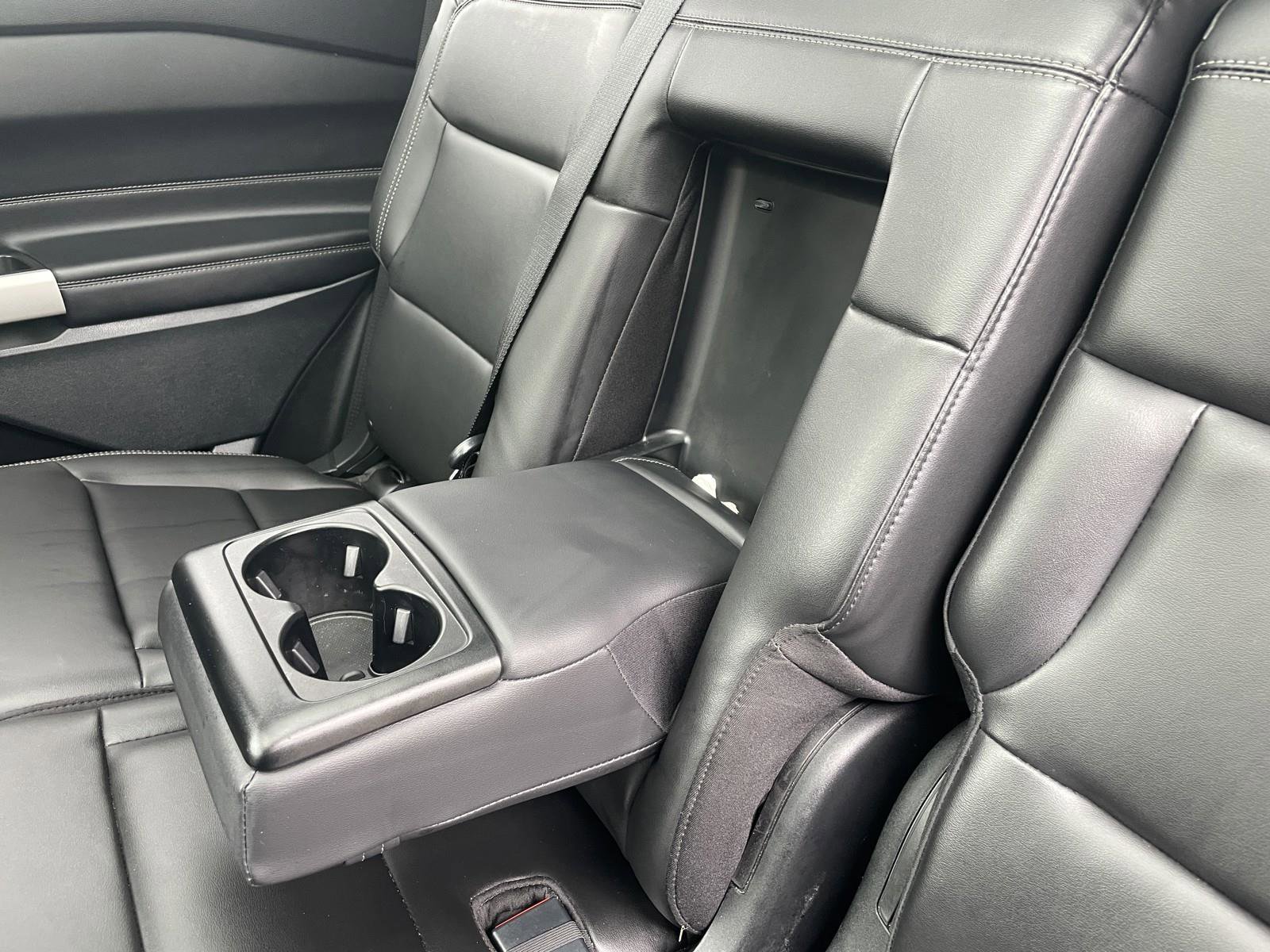 Certified 2022 Ford Explorer XLT w/ Equipment Group 202A image 29