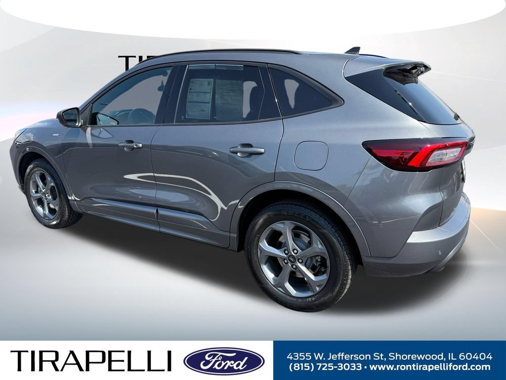 Certified 2023 Ford Escape ST-Line w/ Tech Pack #1 AWD/4WD image 8