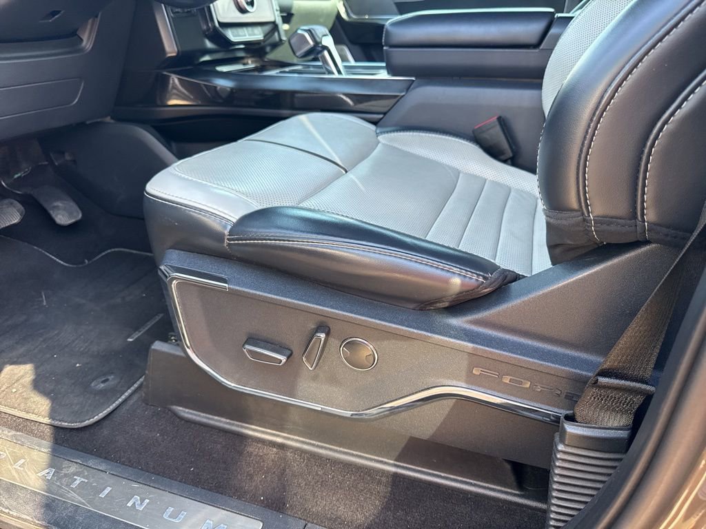 Certified 2023 Ford F150 Lightning Platinum image 9