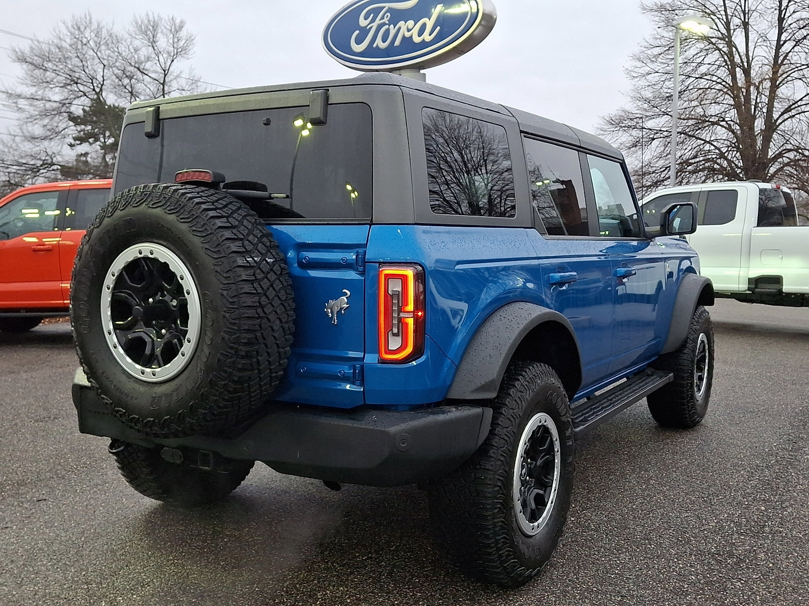 Certified 2023 Ford Bronco Outer Banks w/ Sasquatch Package image 7