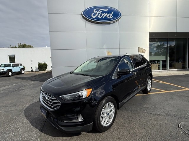 Certified 2022 Ford Edge SEL w/ Convenience Package image 2