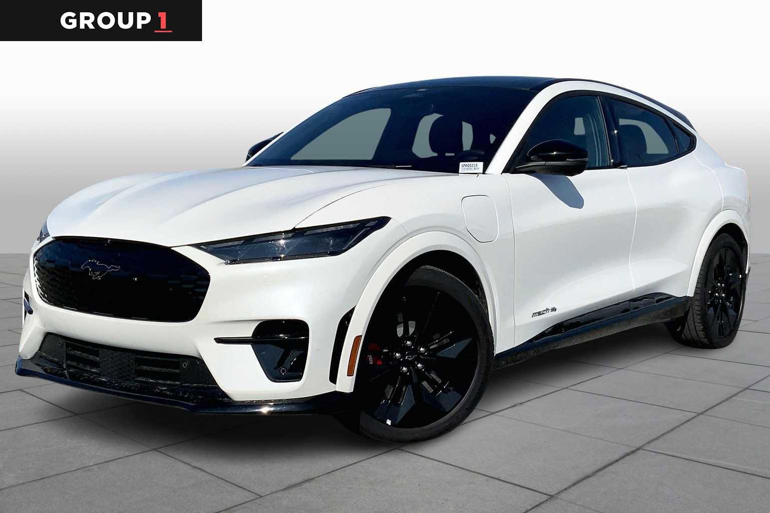 Certified 2025 Ford Mustang Mach-E GT image 5