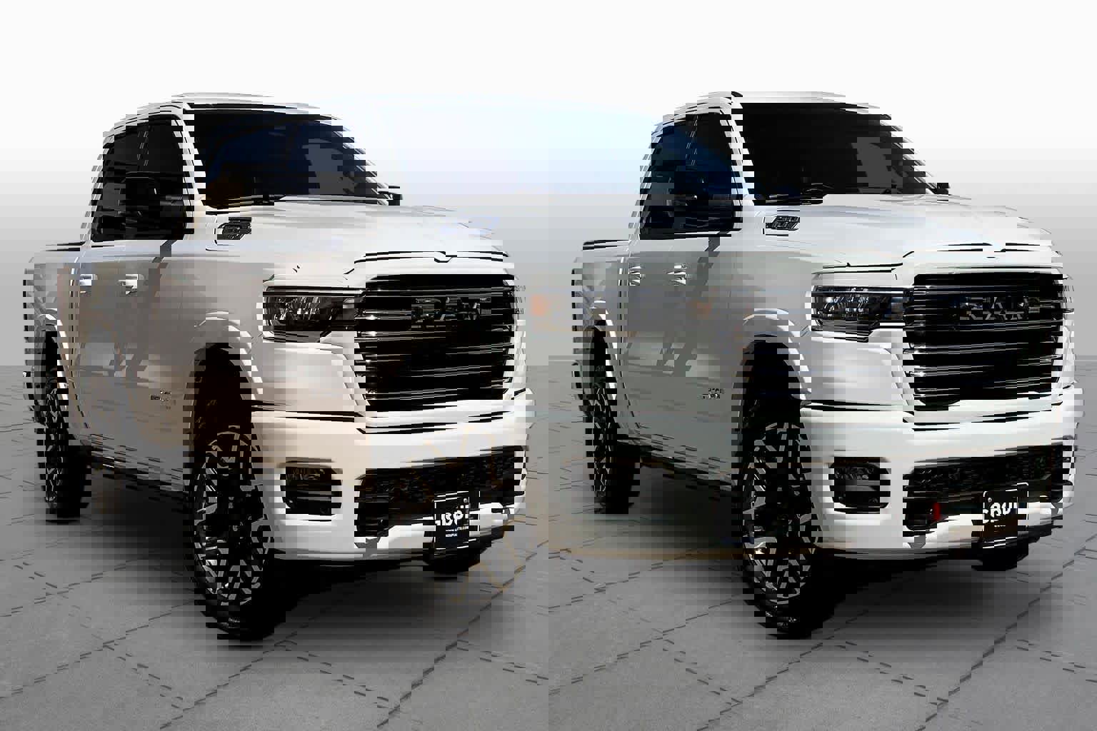 Used 2025 RAM 1500 Laramie w/ Laramie Southwest Edition image 3