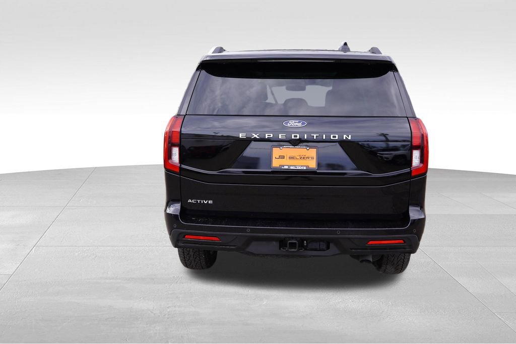 Certified 2025 Ford Expedition Active AWD/4WD image 6