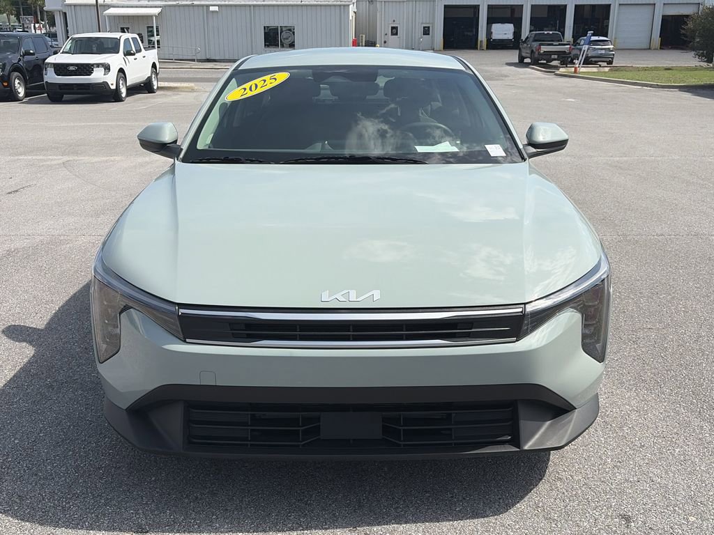Used 2025 Kia K4 FWD image 10