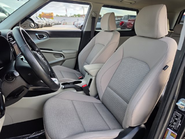 Used 2021 Kia Soul EX FWD image 14
