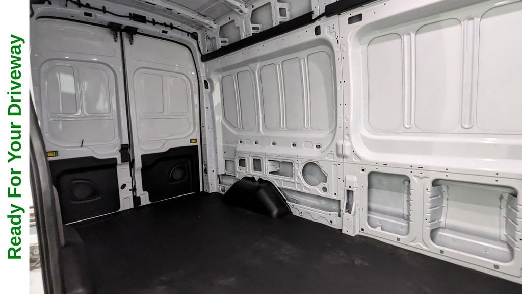 Certified 2024 Ford Transit 250 148 High Roof RWD image 31