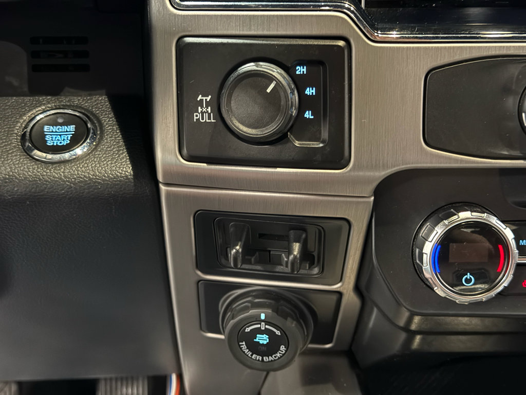 Certified 2022 Ford F350 Platinum w/ Snow Plow Prep Package image 13