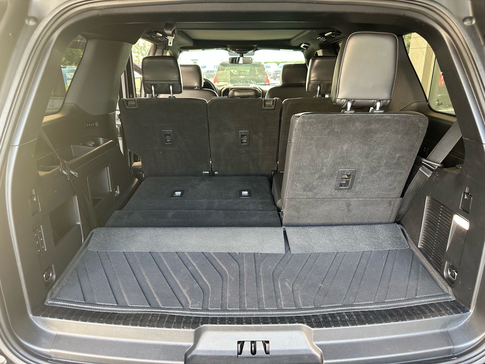 Certified 2019 Ford Expedition XLT w/ Equipment Group 202A AWD/4WD image 26
