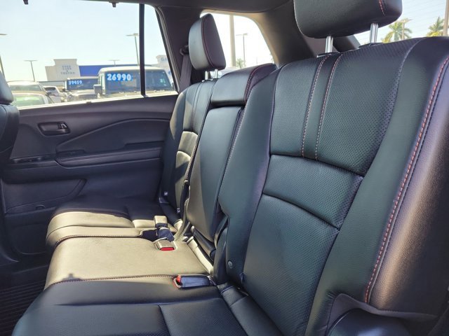 Used 2023 Honda Passport TrailSport image 17