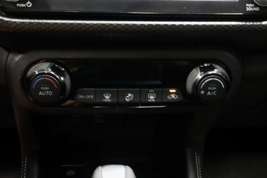 Used 2022 Nissan Kicks SV image 30