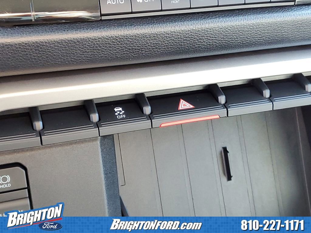 Used 2022 Toyota Tundra SR5 AWD/4WD image 23