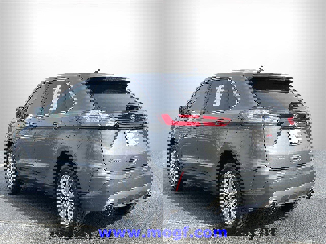 Certified 2024 Ford Edge Titanium image 5