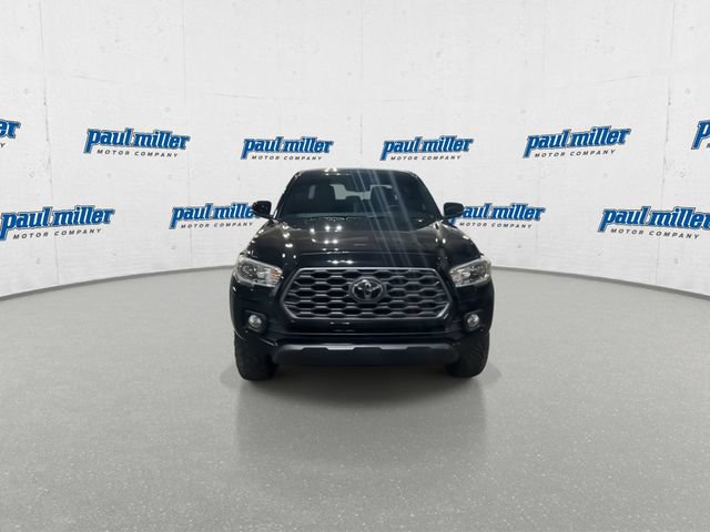 Used 2021 Toyota Tacoma TRD Off-Road AWD/4WD image 7