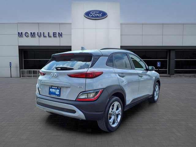 Used 2023 Hyundai Kona SEL image 4