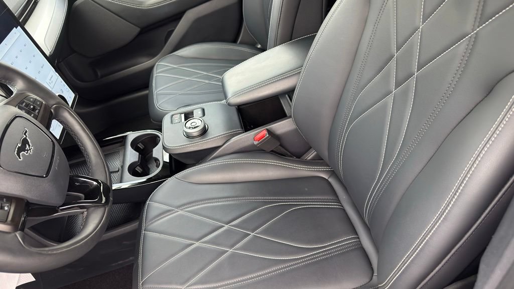 Certified 2023 Ford Mustang Mach-E Select AWD/4WD image 11