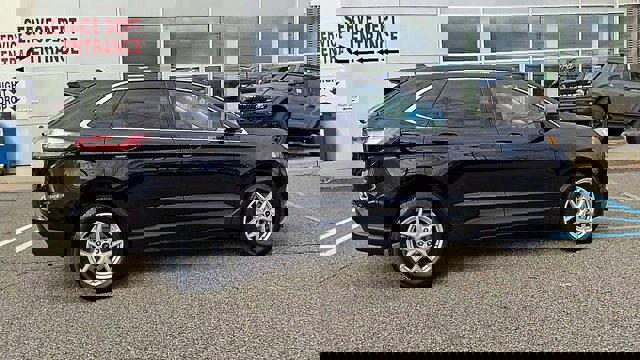 Certified 2023 Ford Edge SEL w/ Convenience Package image 8