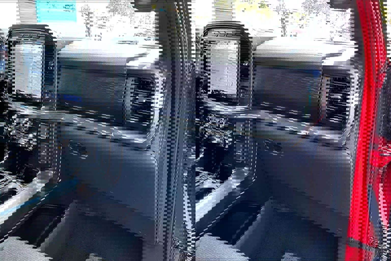 Certified 2022 Ford F150 XLT w/ Equipment Group 302A High image 19