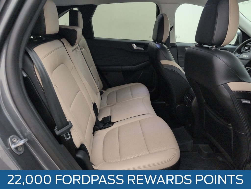 Certified 2022 Ford Escape SEL AWD/4WD image 16