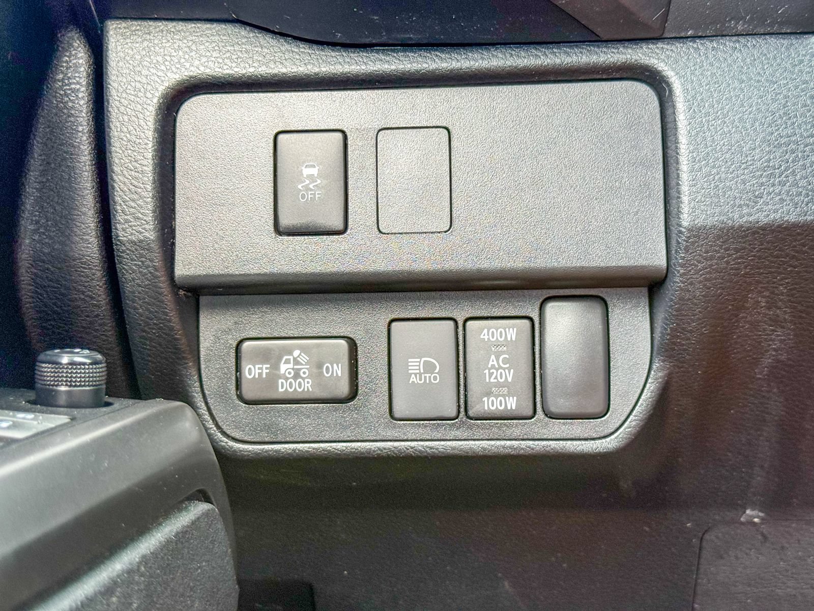 Used 2021 Toyota Tacoma TRD Off-Road AWD/4WD image 29