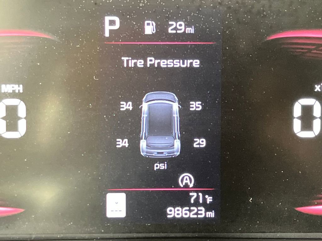 Used 2023 Kia Soul LX w/ LX Technology Package image 21