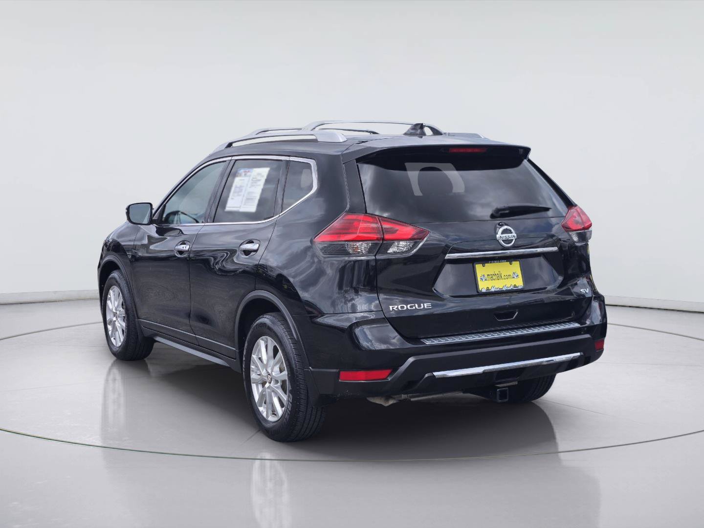 Used 2017 Nissan Rogue SV FWD image 6