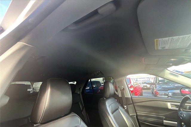 Certified 2021 Ford Explorer XLT w/ Equipment Group 202A image 21