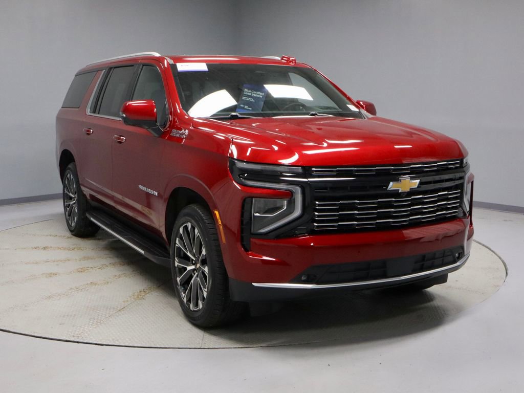 Used 2025 Chevrolet Suburban High Country w/ Sun And Tow Package AWD/4WD image 1