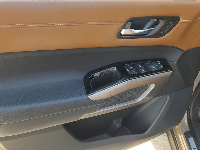 Used 2023 Nissan Pathfinder Platinum FWD image 22