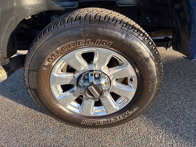 Certified 2022 Ford F350 Platinum AWD/4WD image 9
