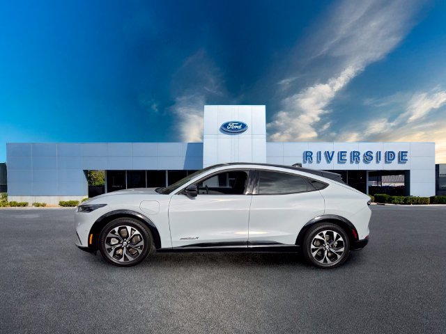 Certified 2023 Ford Mustang Mach-E Premium RWD image 4