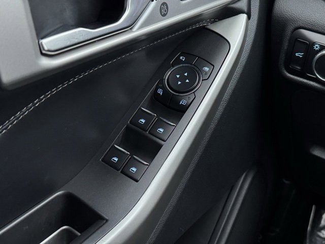 Certified 2023 Ford Explorer XLT w/ Equipment Group 202A image 33