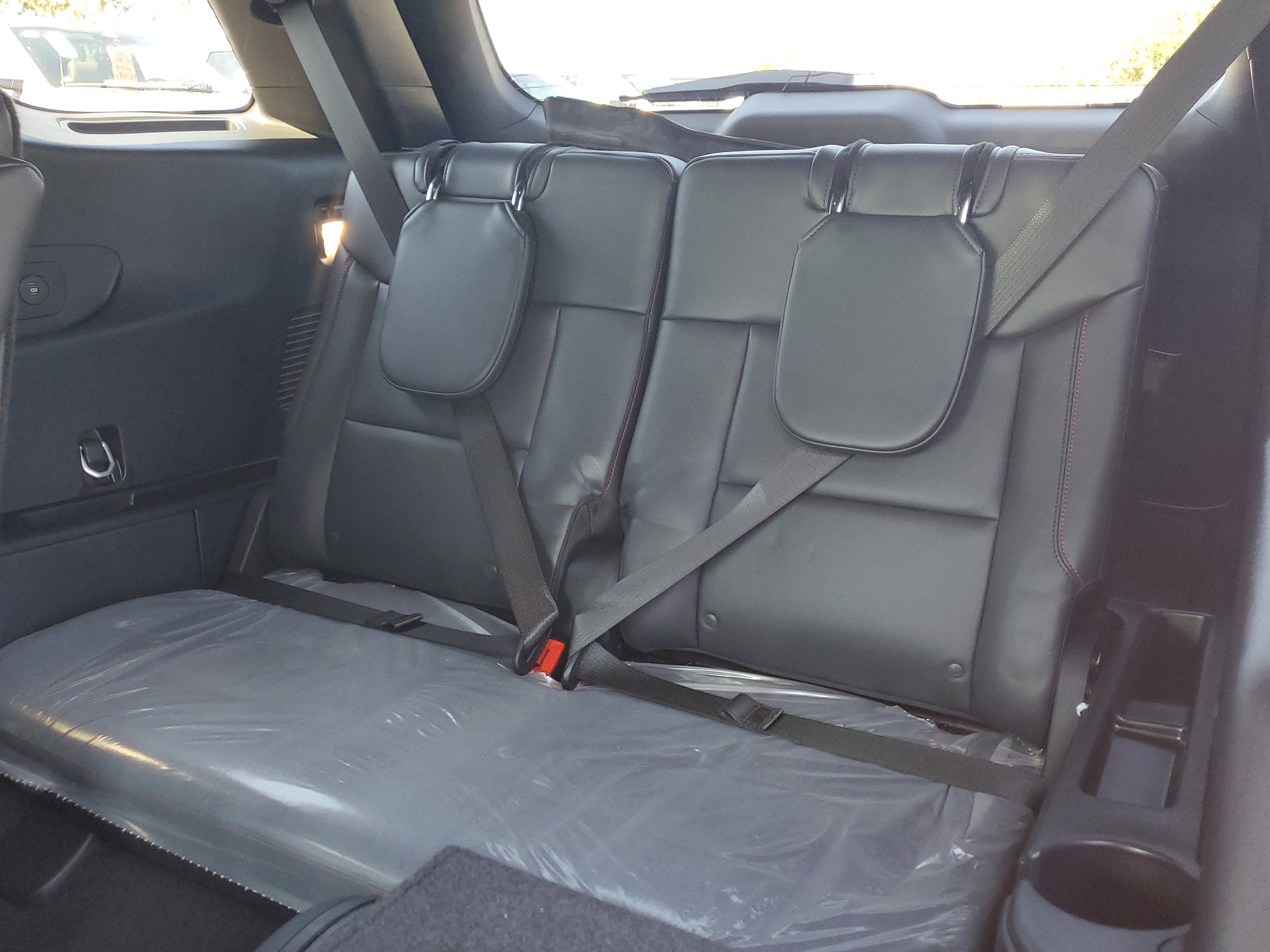 Certified 2025 Ford Explorer ST-Line w/ Premium Package image 13