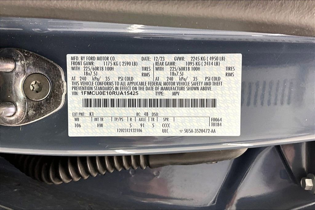 Certified 2024 Ford Escape SE FWD image 35